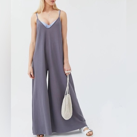 OUT FROM UNDER Urban Outfitters size Medium Joey Gray Wide Leg Jumpsuit - Picture 1 of 14